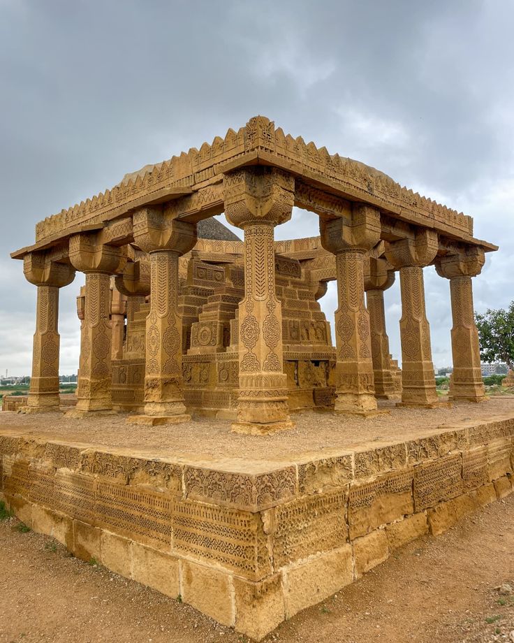 Chaukhandi Tombs Karachi-min
