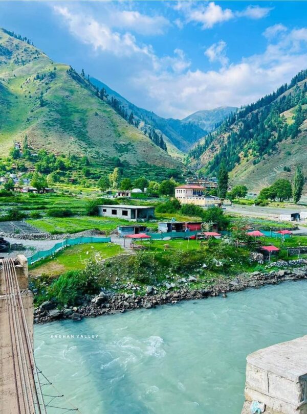 Kaghan Valley-min
