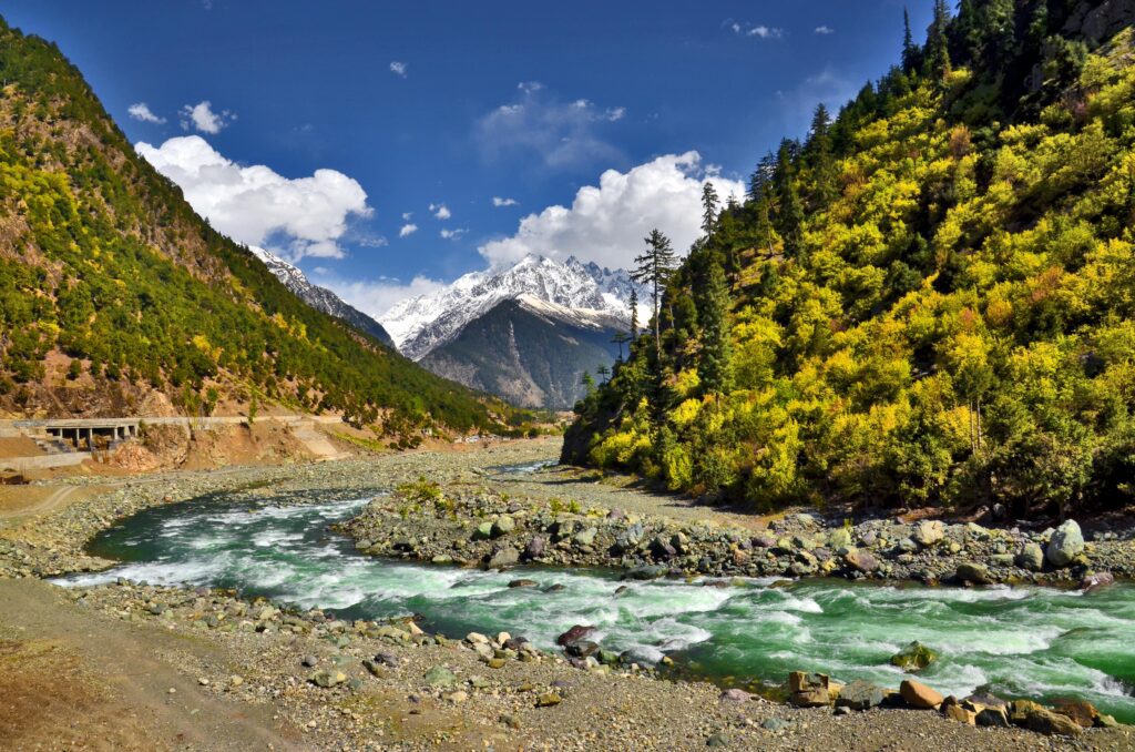 Kalam,_Swat_(Pakistan)-min