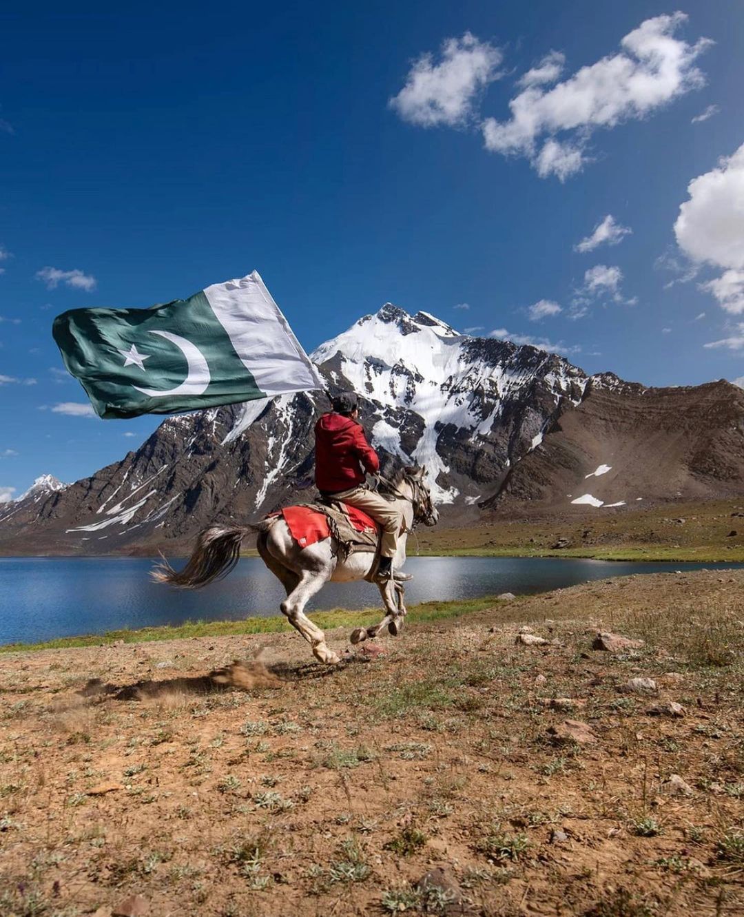 Korumbar Lake-min