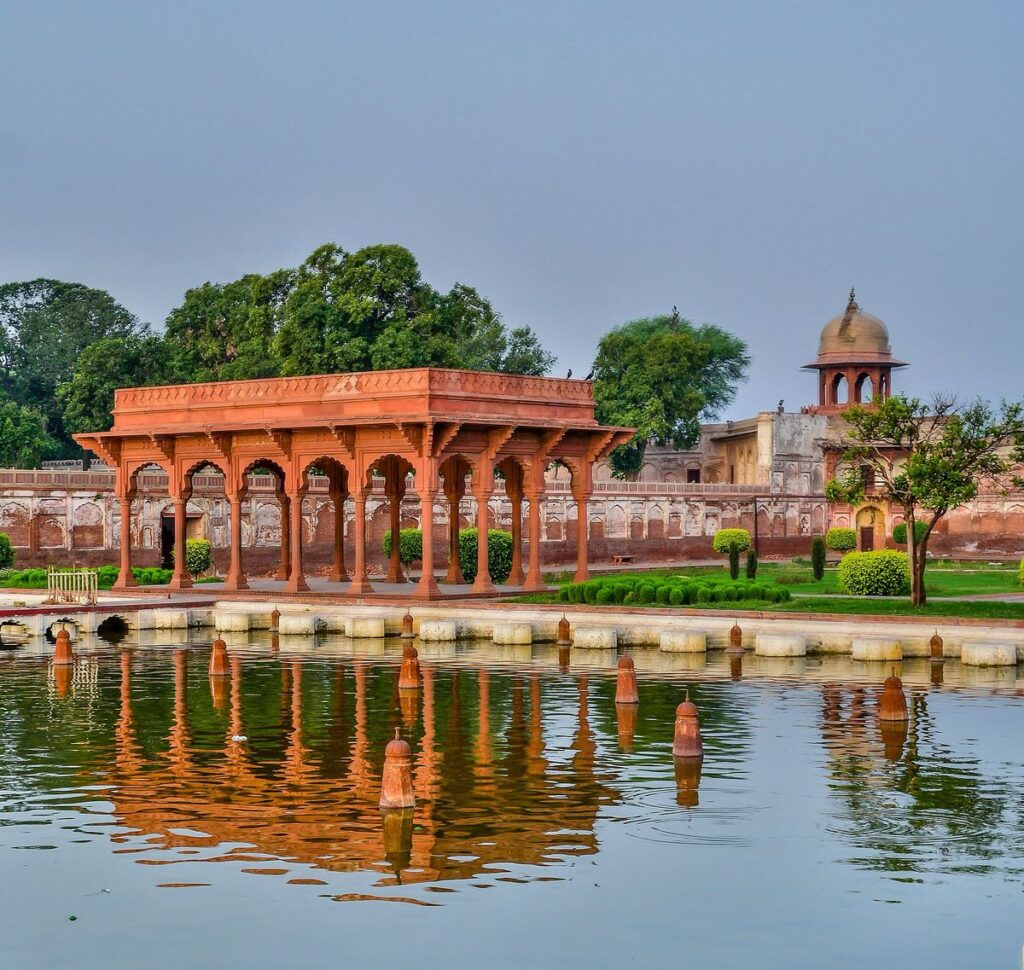 Shalamar Gardens-min