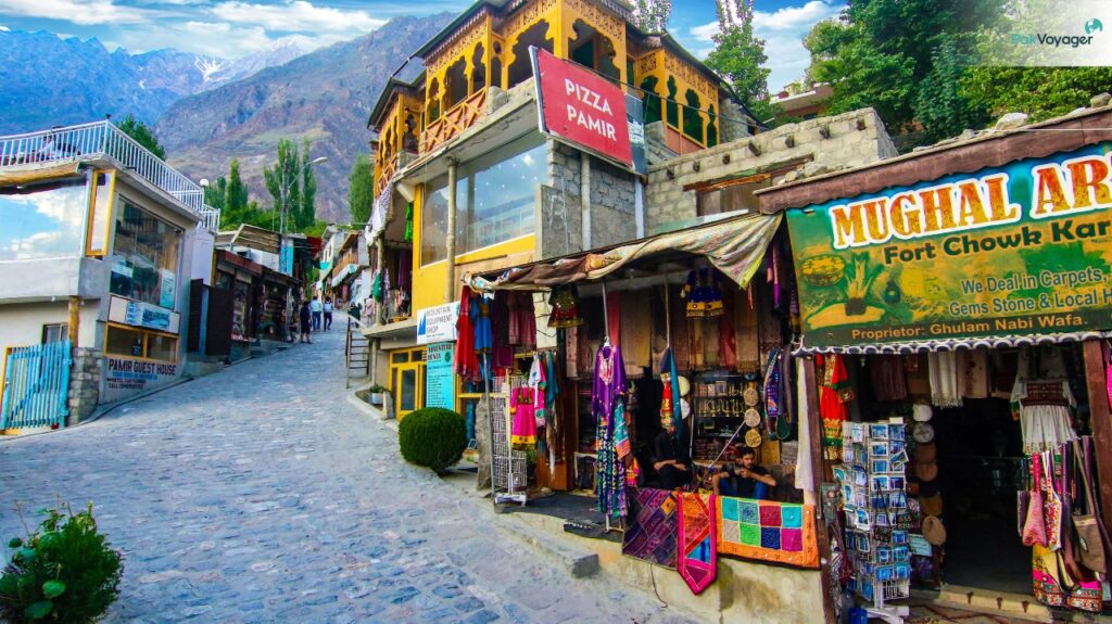 shopping-bazzar-karimabad